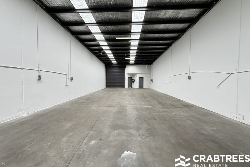 Click to view all images 3/3-5 Natalia Avenue Oakleigh South VIC 3167 - Image 2