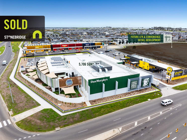 Click to view all images Dan Murphy's & Nido Early School, 7 Matterhorn Drive Clyde North VIC 3978 - Image 2