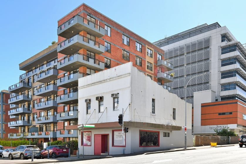 Click to view all images 4 Carrington Avenue Hurstville NSW 2220 - Image 1