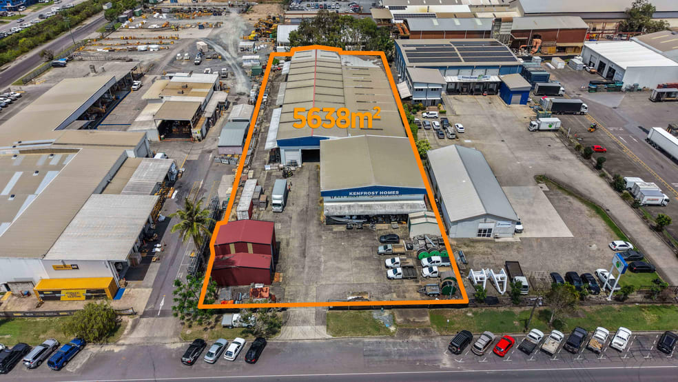 Click to view all images 109-111 Kenny Street Portsmith QLD 4870 - Image 1