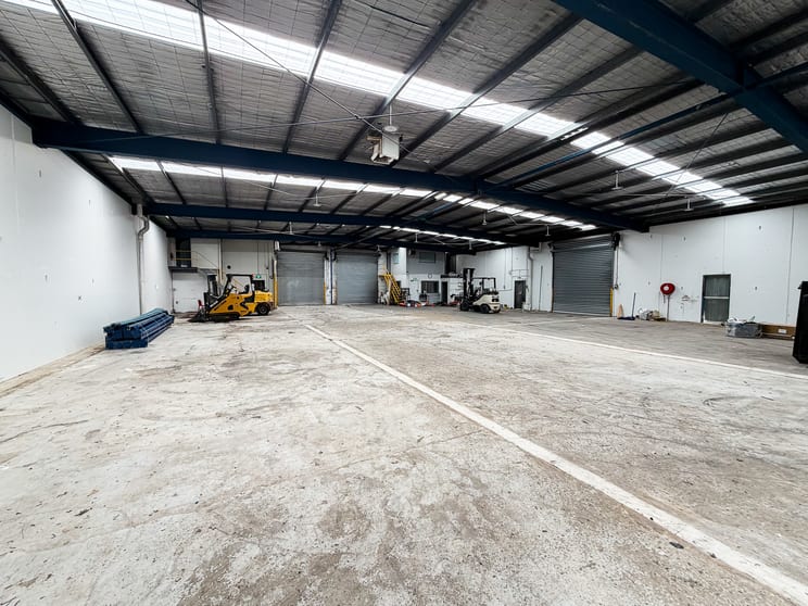 Click to view all images 32 Brett Drive Carrum Downs VIC 3201 - Image 3