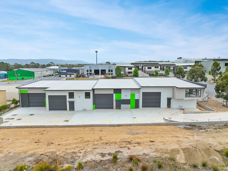 Click to view all images 4 Prosperity Close Morisset NSW 2264 - Image 2