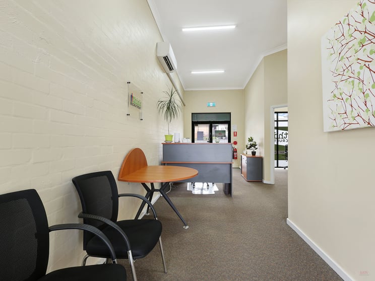 Click to view all images Shop 6/256 Argyle Street Moss Vale NSW 2577 - Image 3