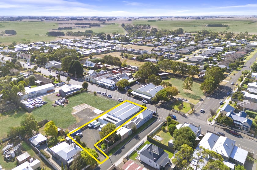 Click to view all images 177 Commercial Road Koroit VIC 3282 - Image 3