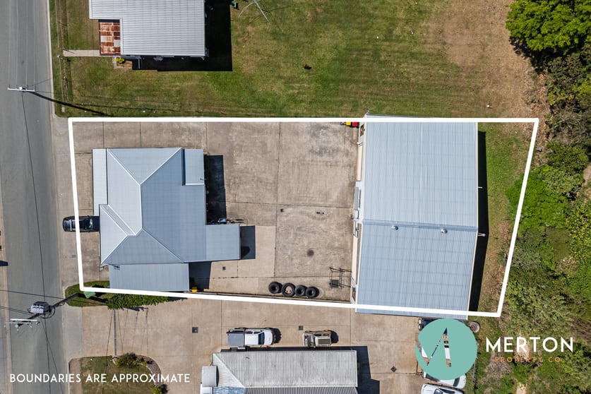 Click to view all images 19 Hyne Street Gympie QLD 4570 - Image 1