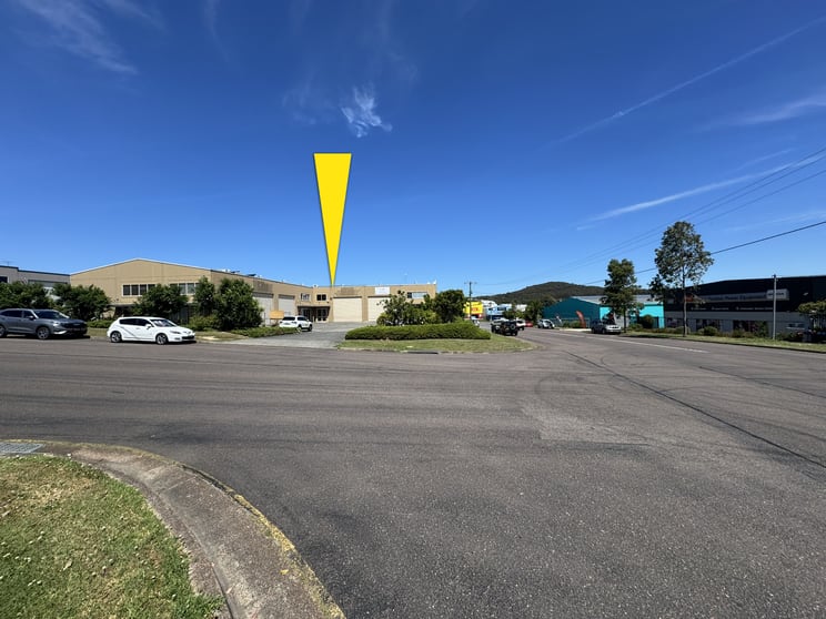 2/10 Alliance Avenue Morisset NSW 2264 - Image 2