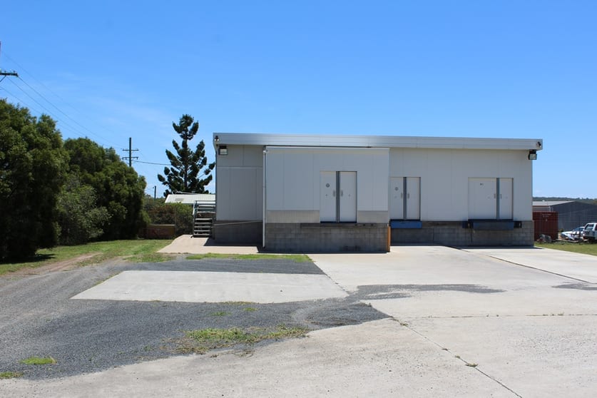 Click to view all images 71 Ogilvie Road Warwick QLD 4370 - Image 1