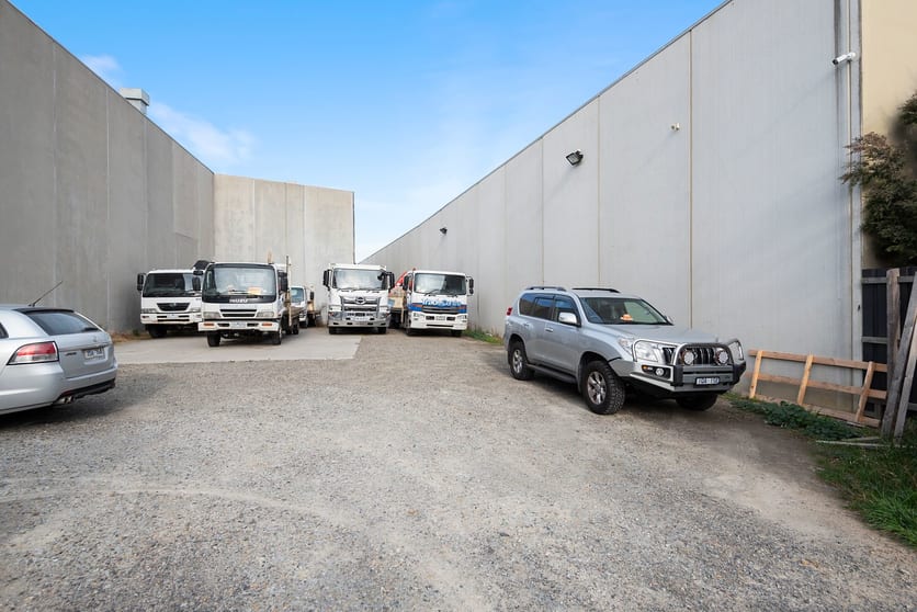 Click to view all images 5 Jack Street Carrum Downs VIC 3201 - Image 2