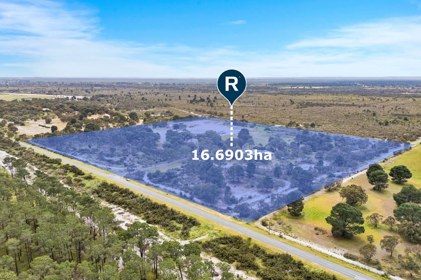 Click to view all images 1521 Old Yanchep Road Pinjar WA 6078 - Image 2