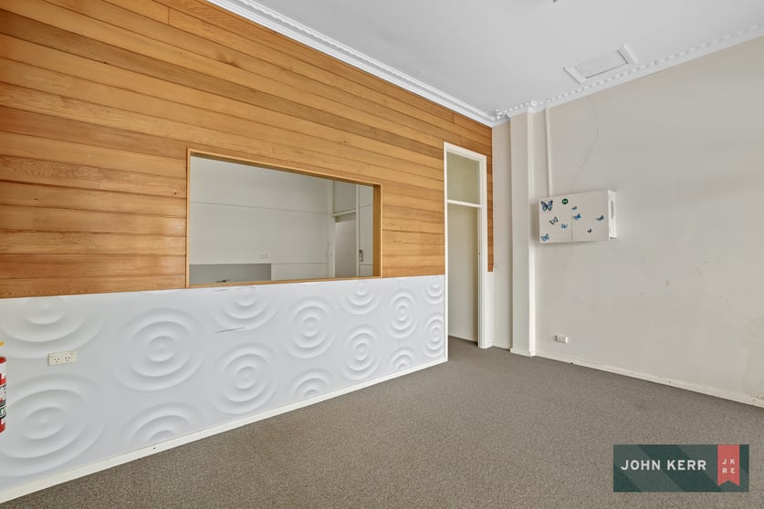 Click to view all images 15 Fowler Street Moe VIC 3825 - Image 2