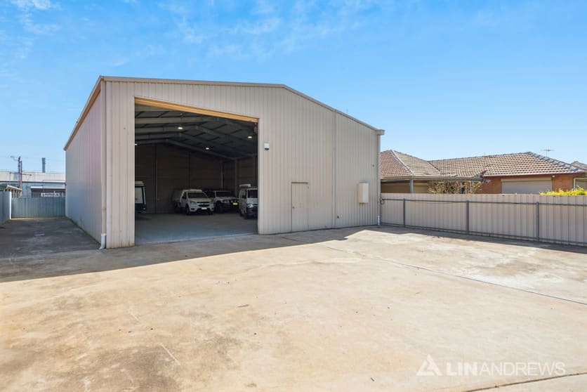 Click to view all images 10 Fourth Street Wingfield SA 5013 - Image 2