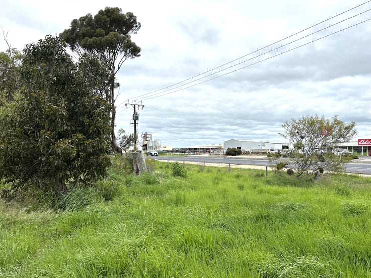 Click to view all images Lot 14 Deviation Road Naracoorte SA 5271 - Image 2