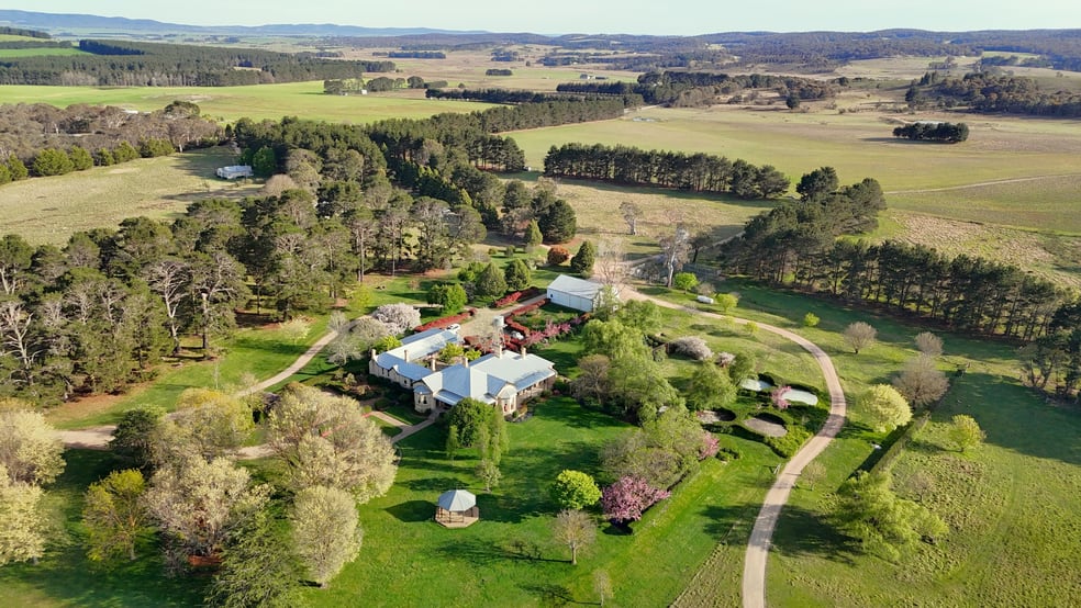 Click to view all images Bundong/660 Glenoval Road Lake Bathurst NSW 2580 - Image 2