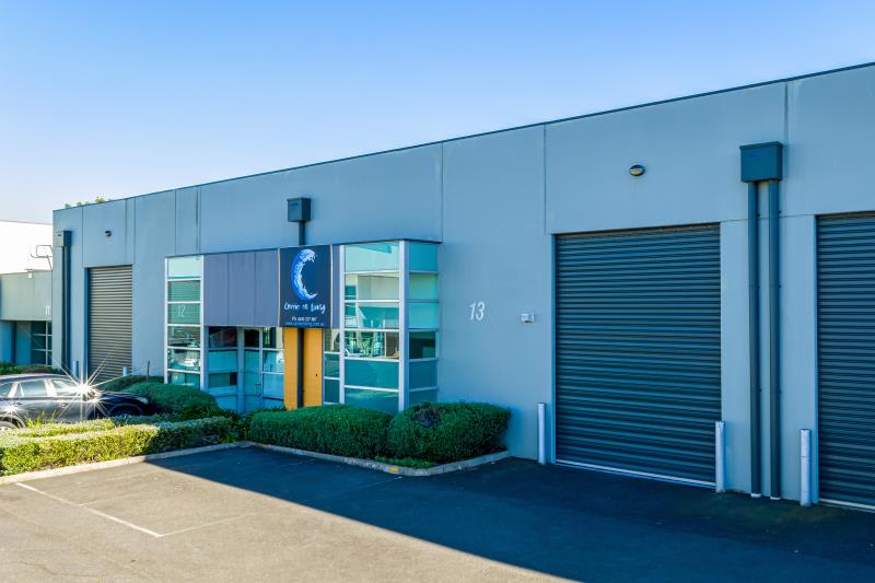Click to view all images 13/91-95 Tulip Street Cheltenham VIC 3192 - Image 2