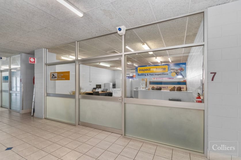 Click to view all images Suite 7/17 Castlemaine Street Kirwan QLD 4817 - Image 2