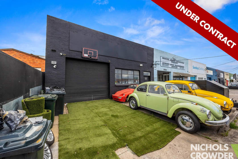 Click to view all images 1/33 Roberna Street Moorabbin VIC 3189 - Image 1