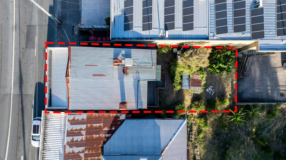 Click to view all images 72 Macgregor Terrace Bardon QLD 4065 - Image 3