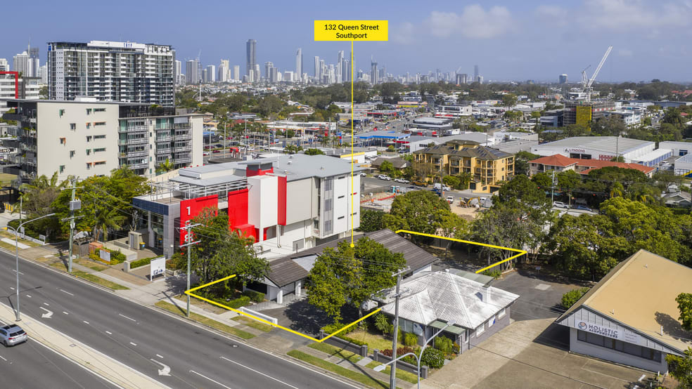 Click to view all images 132 Queen Street Southport QLD 4215 - Image 1
