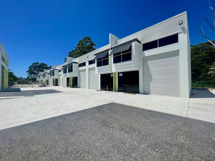 Click to view all images 19 Reliance Drive Tuggerah NSW 2259 - Image 1