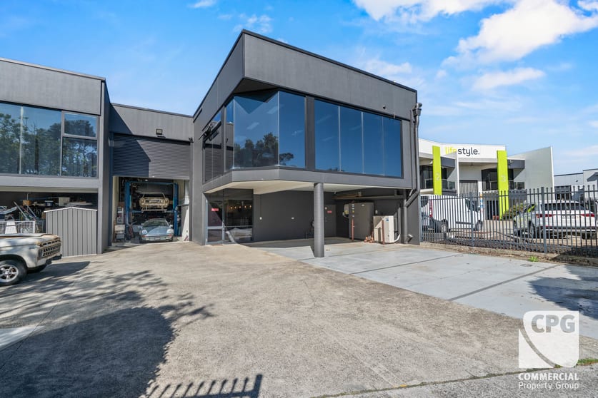 Click to view all images Unit 3/6 Adventure Place Caringbah NSW 2229 - Image 1