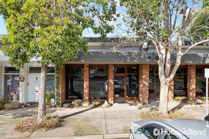 18 Pinnacle Crescent Bulleen VIC 3105 - Image 2