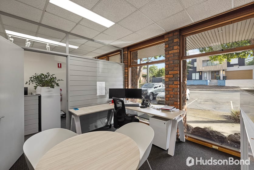 18 Pinnacle Crescent Bulleen VIC 3105 - Image 3