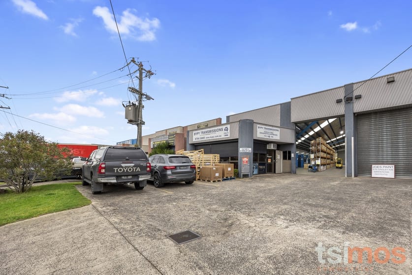 Click to view all images 3/16-20 Dingley Avenue Dandenong VIC 3175 - Image 1