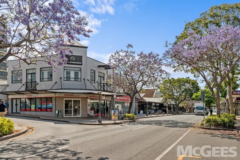 Click to view all images 411 Logan Road Stones Corner QLD 4120 - Image 3