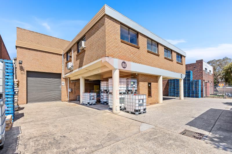 Warehouse & Office/11 Green Street Revesby NSW 2212 - Image 3