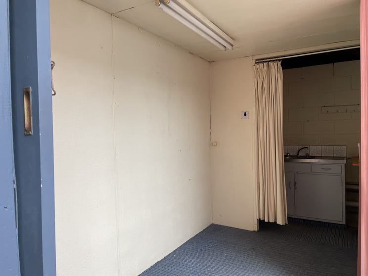 8/45-47 Sinclair Road Dandenong VIC 3175 - Image 3