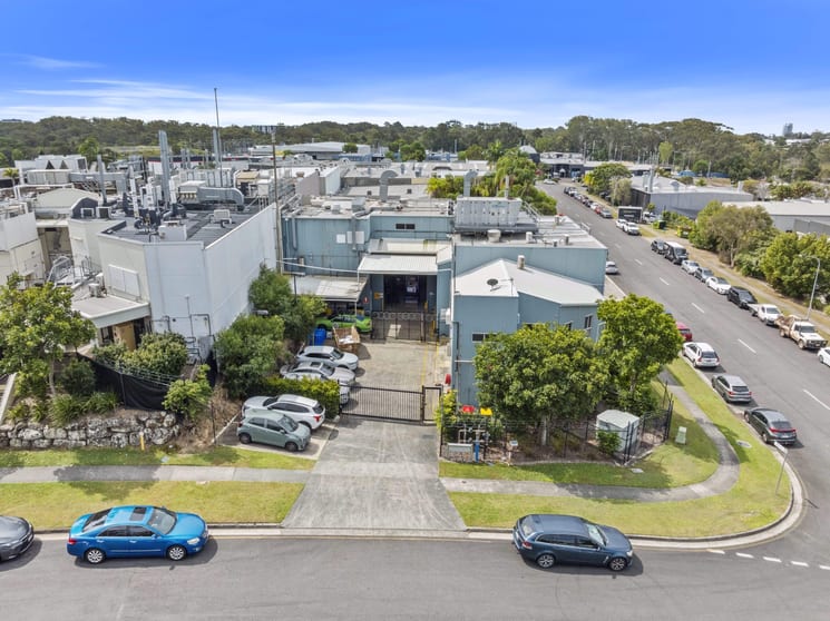 Click to view all images 5 Goodyear Street Southport QLD 4215 - Image 1