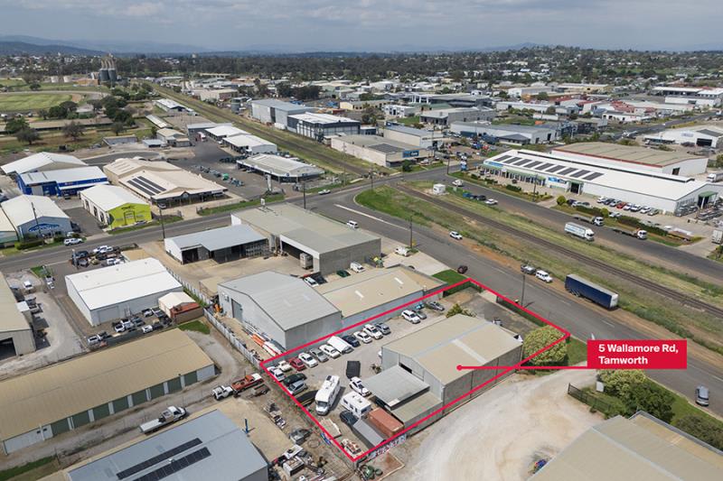 Click to view all images 5 Wallamore Road Tamworth NSW 2340 - Image 2