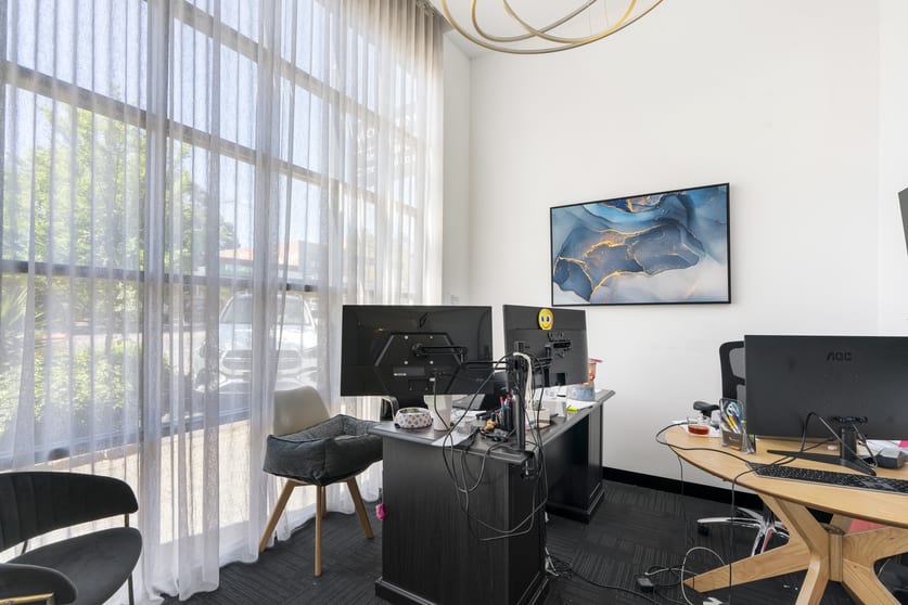 Click to view all images 321 Balwyn Road Balwyn North VIC 3104 - Image 3
