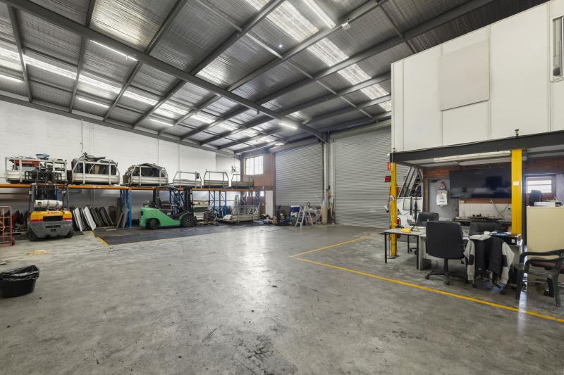 Click to view all images Unit 11C/4 Homepride Ave Warwick Farm NSW 2170 - Image 3