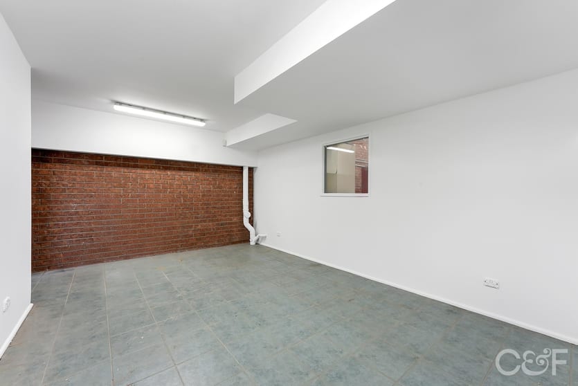 Click to view all images 17 Tatura Avenue Gosford NSW 2250 - Image 3