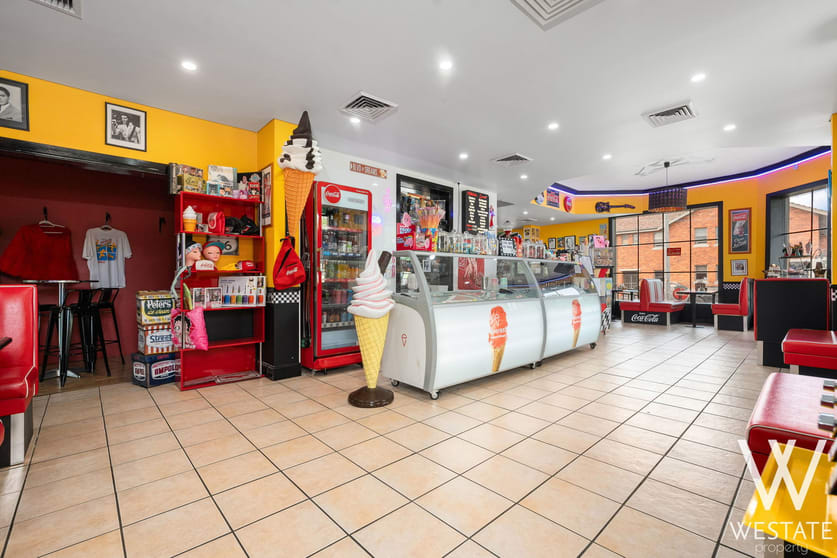 203 George Street Bathurst NSW 2795 - Image 2