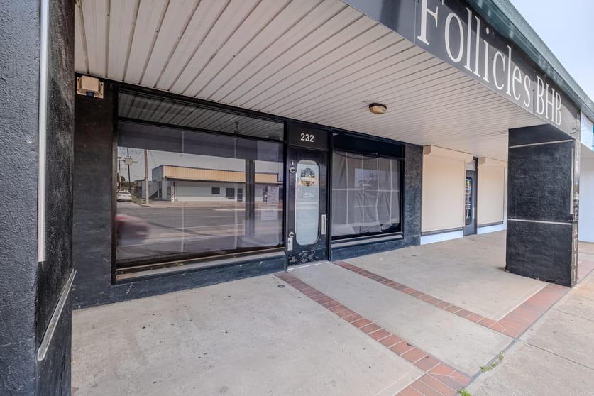 Click to view all images 232 Tapleys Hill Road Seaton SA 5023 - Image 3