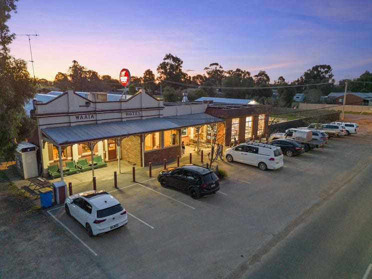 Click to view all images 1-13 Waaia Bearii Road Waaia VIC 3637 - Image 1