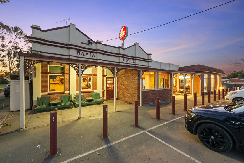 Click to view all images 1-13 Waaia Bearii Road Waaia VIC 3637 - Image 2