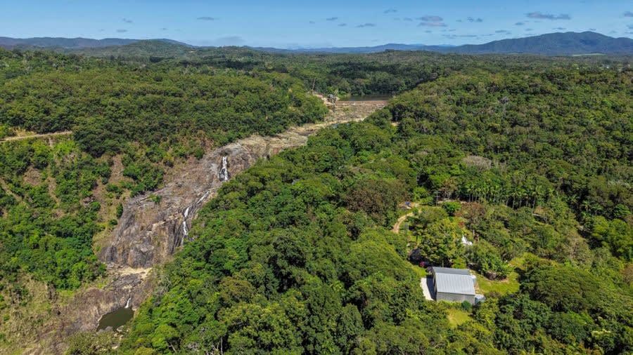 Click to view all images 1015 Kennedy Highway Kuranda QLD 4881 - Image 3