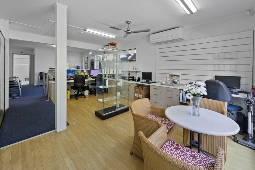 Click to view all images 32 Brisbane Street Mackay QLD 4740 - Image 3