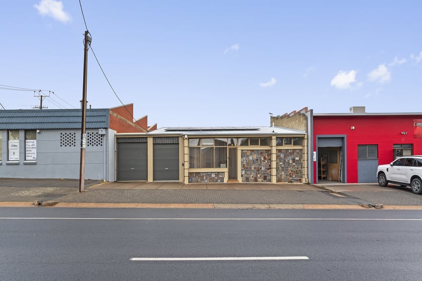 Click to view all images Panorama SA 5041 - Image 3
