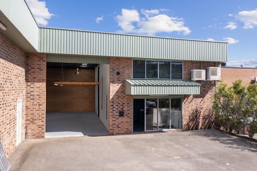 Click to view all images 4/12 Aston Road Erina NSW 2250 - Image 1