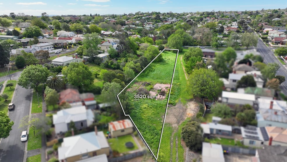 10 Clissold Street Black Hill VIC 3350 - Image 1