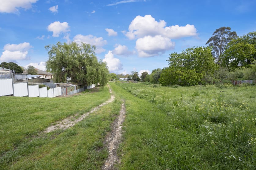 10 Clissold Street Black Hill VIC 3350 - Image 3