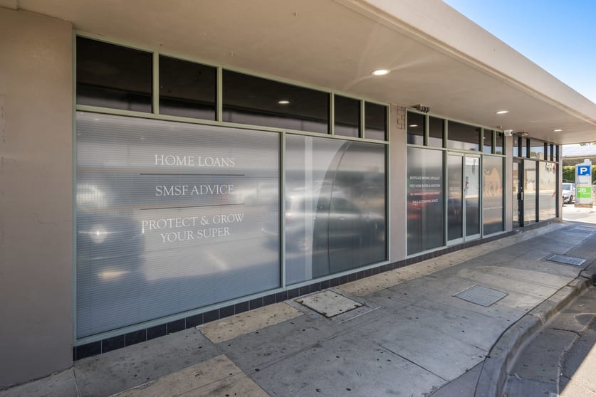 Click to view all images 17 Stewart Street Shepparton VIC 3630 - Image 2