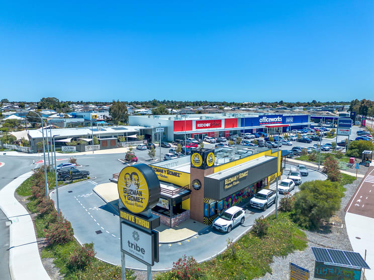Click to view all images 215 Campbell Road Canning Vale WA 6155 - Image 2