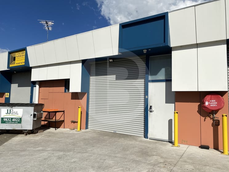 2/27 ANVIL ROAD Seven Hills NSW 2147 - Image 1