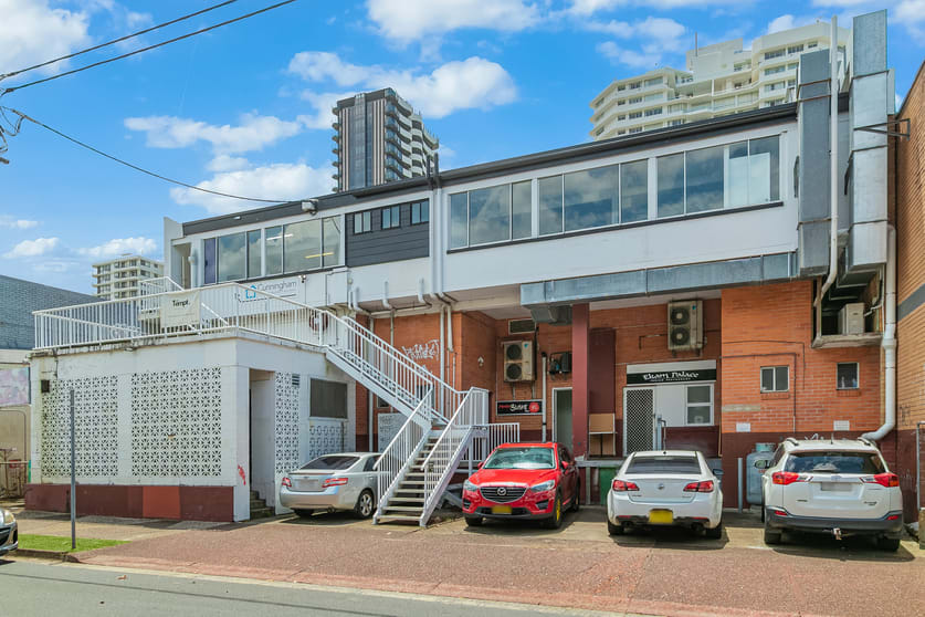 Click to view all images Suite 2/34-38 Griffith Street Coolangatta QLD 4225 - Image 2