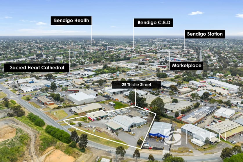 Click to view all images 2E Thistle Street Golden Square VIC 3555 - Image 3